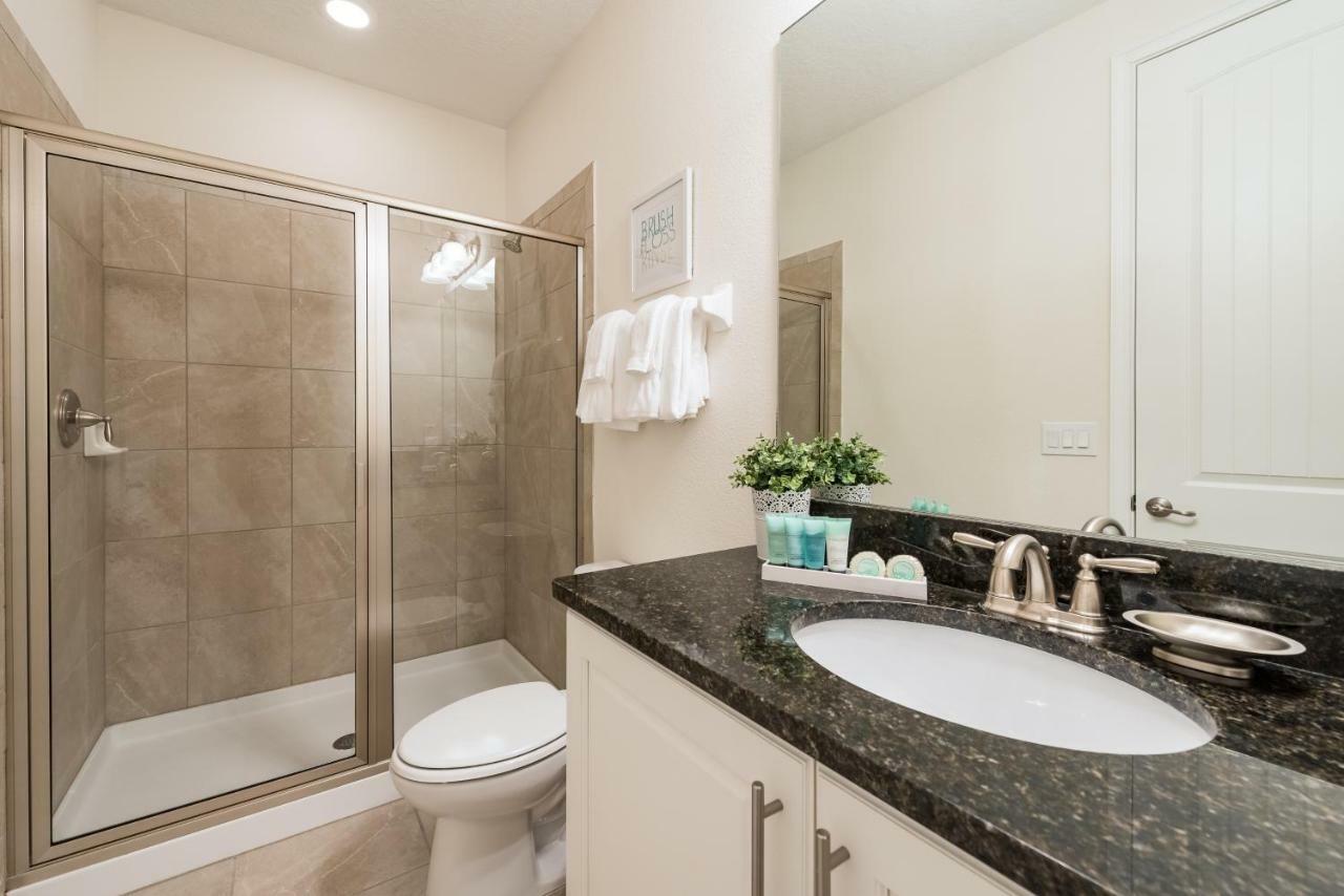 Fabulous Home By Rentyl Near Disney With Private Pool, Game Room & Resort Amenities - 7469M 奥兰多 外观 照片